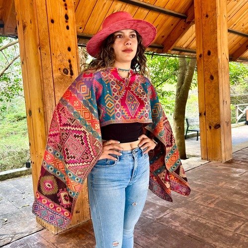Blusas mexicanas estilo capa